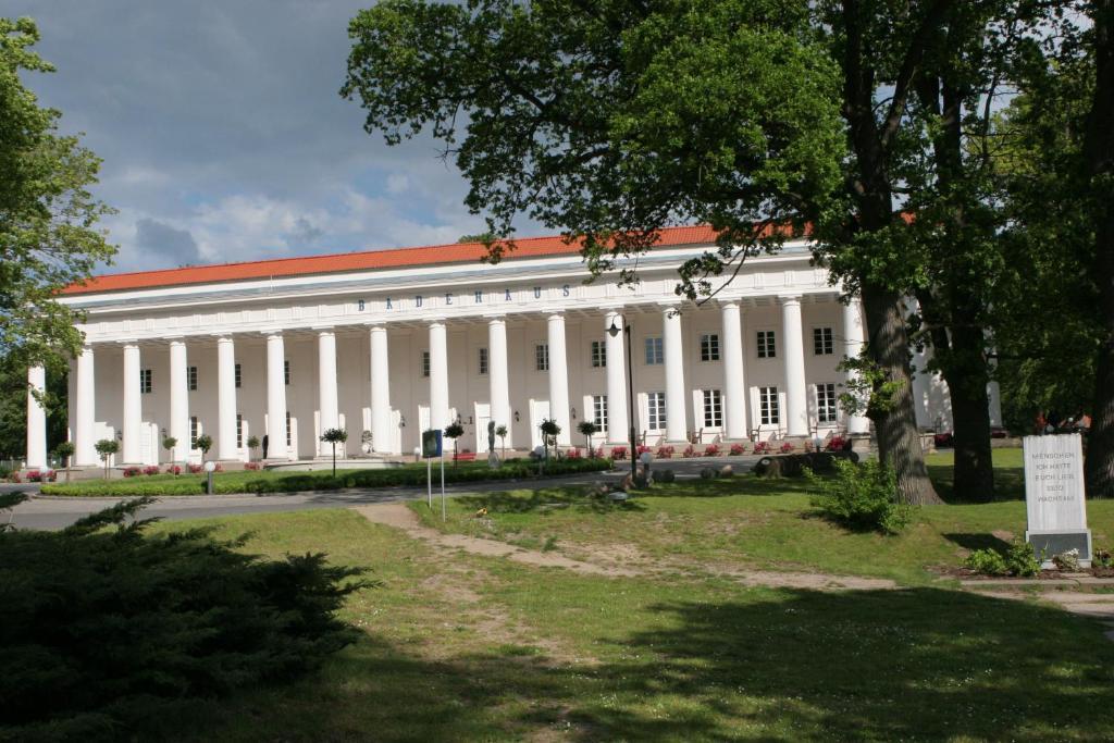 Hotel Badehaus Goor Putbus Esterno foto