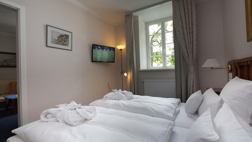 Hotel Badehaus Goor Putbus Esterno foto