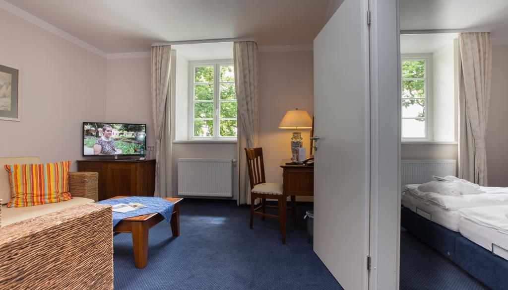 Hotel Badehaus Goor Putbus Esterno foto