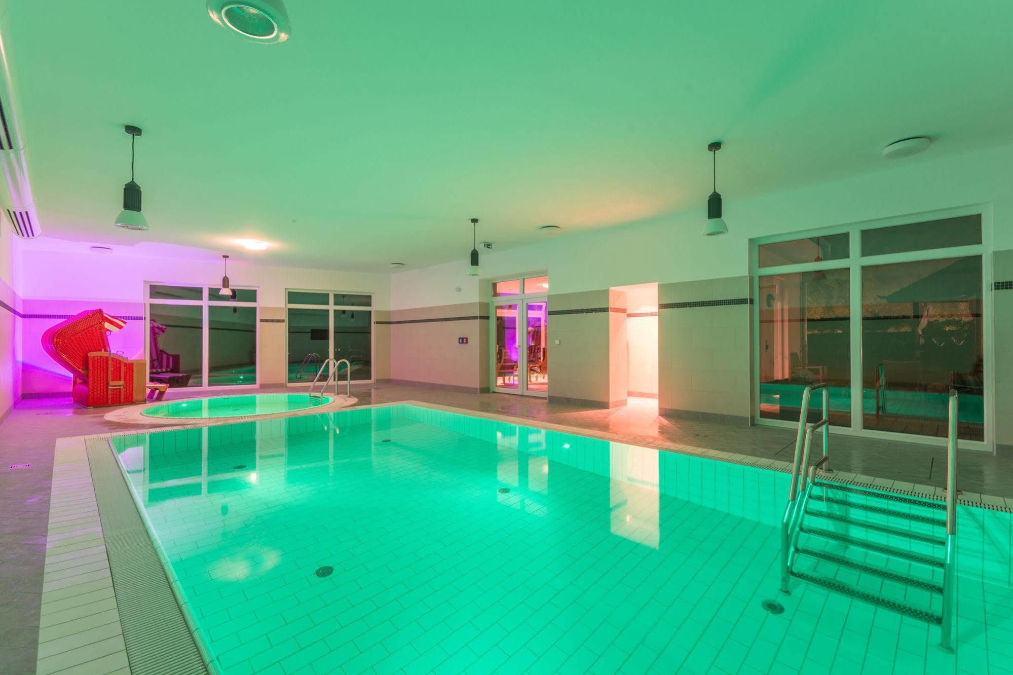 Hotel Badehaus Goor Putbus Esterno foto