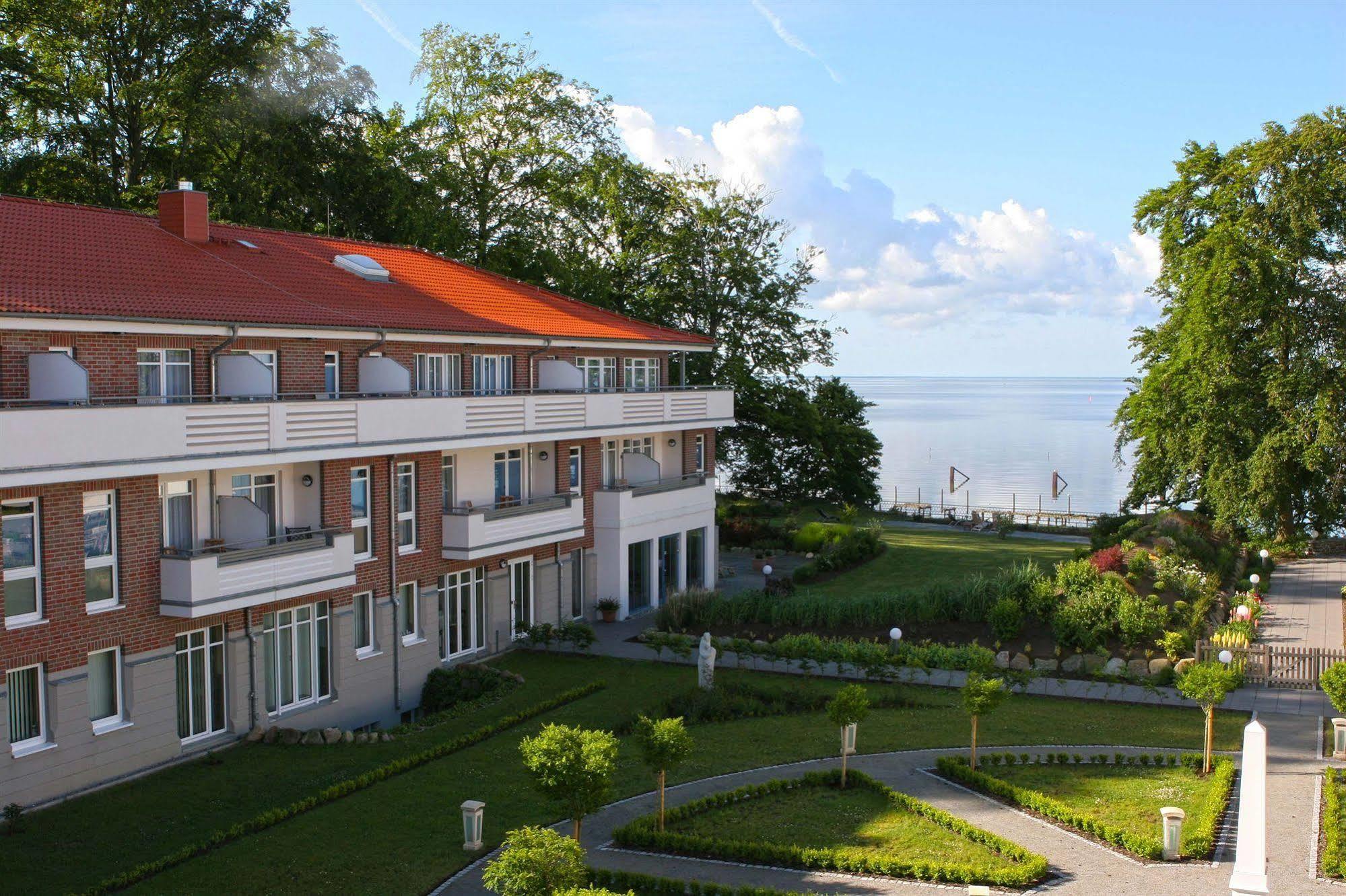 Hotel Badehaus Goor Putbus Esterno foto
