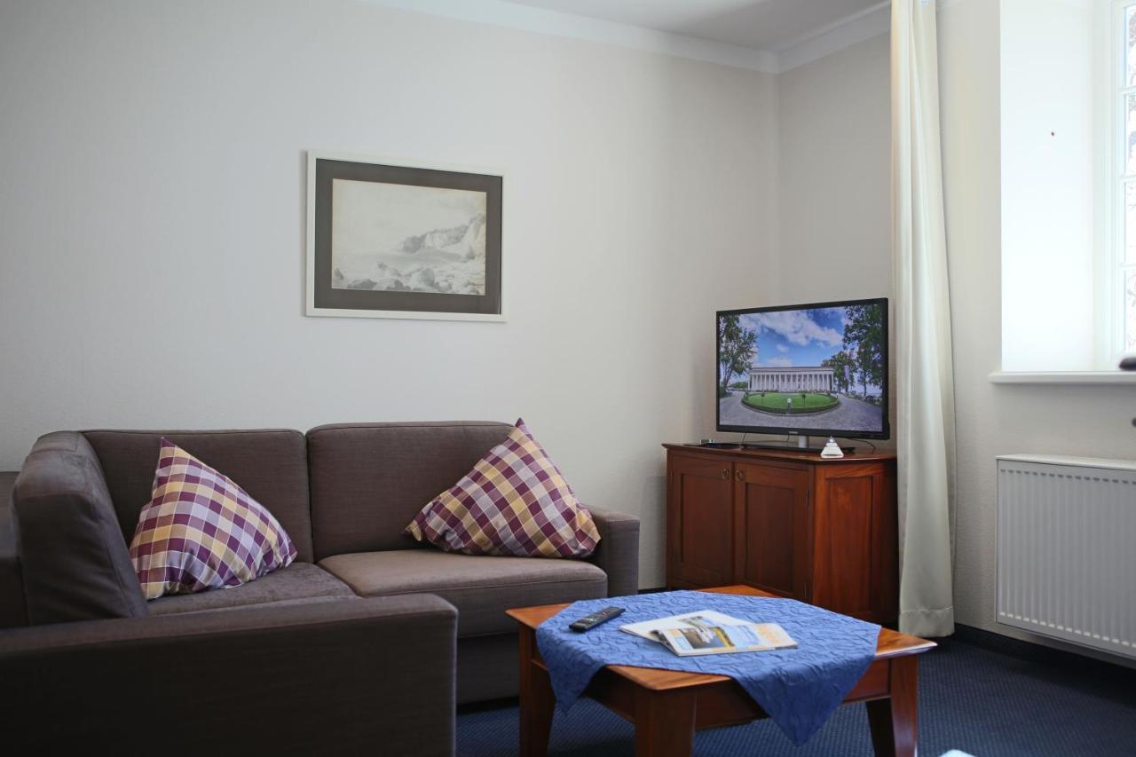 Hotel Badehaus Goor Putbus Esterno foto