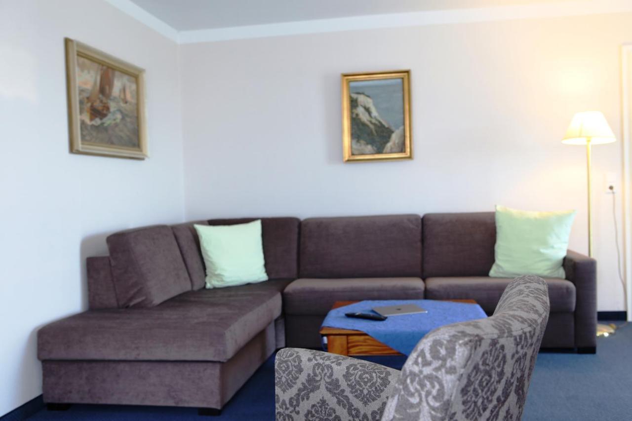 Hotel Badehaus Goor Putbus Esterno foto